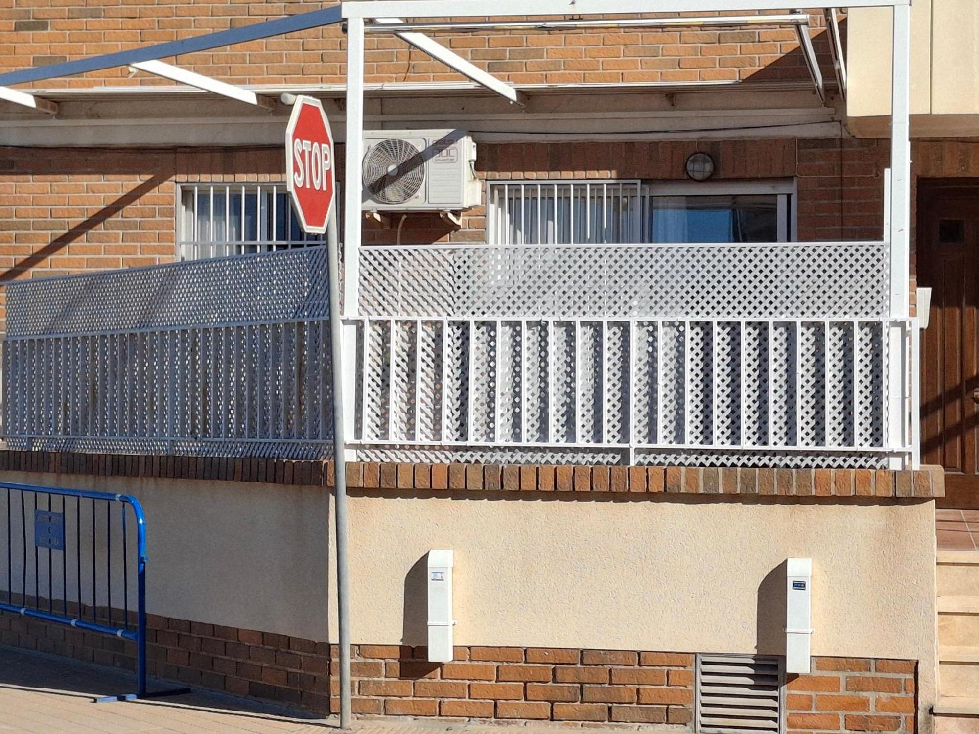 Appartement Proche Mer Avec Piscine Santiago De La Ribera Eksteriør billede